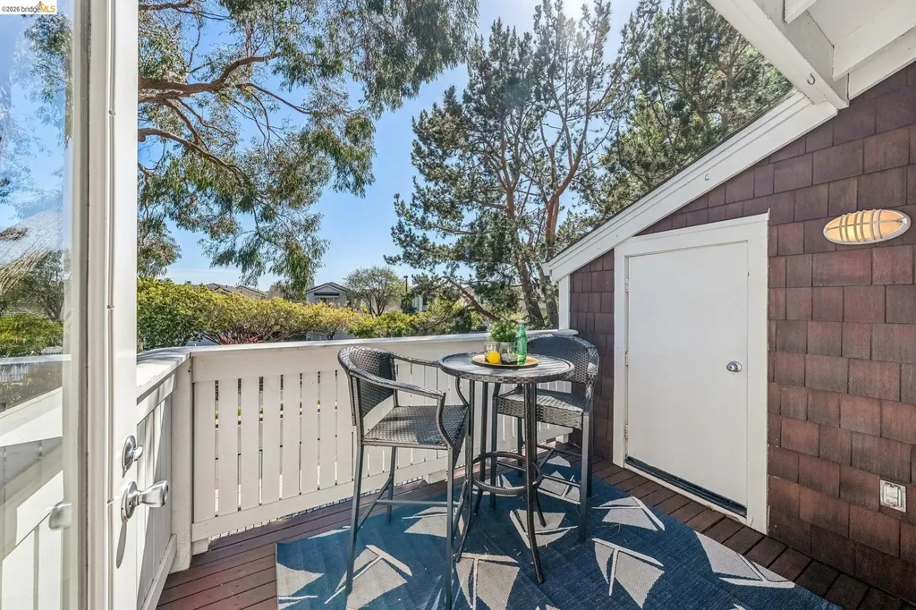 24 Bayside Court Richmond CA 94804
