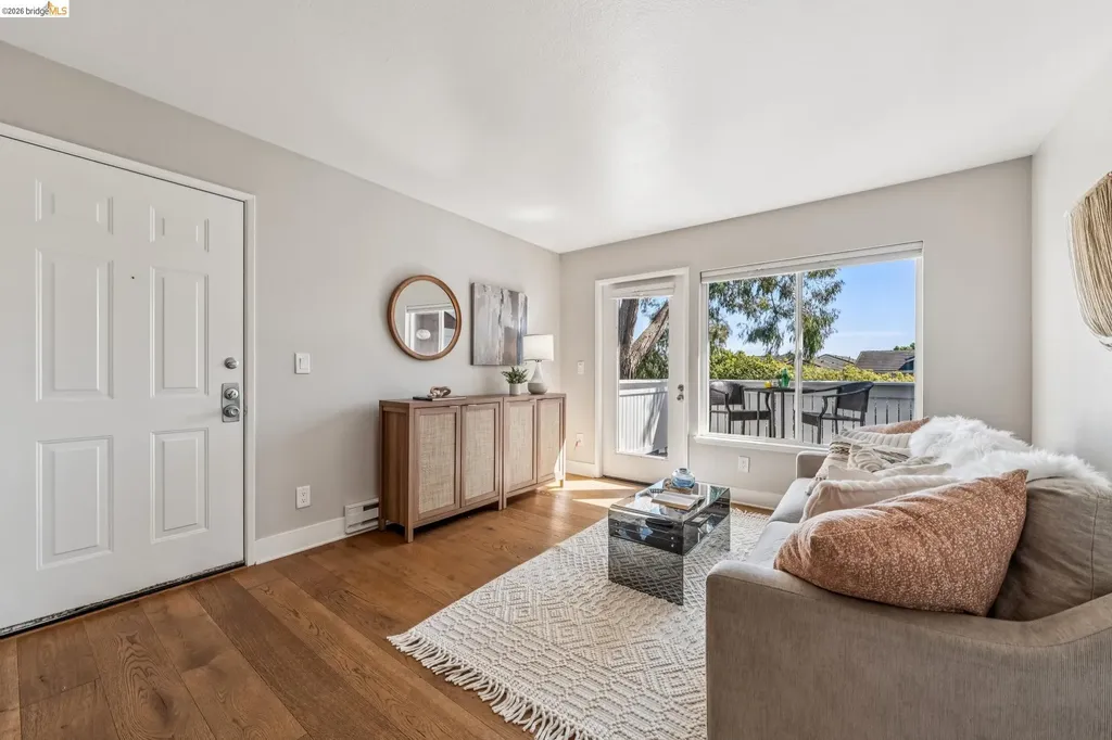 24 Bayside Court Richmond CA 94804
