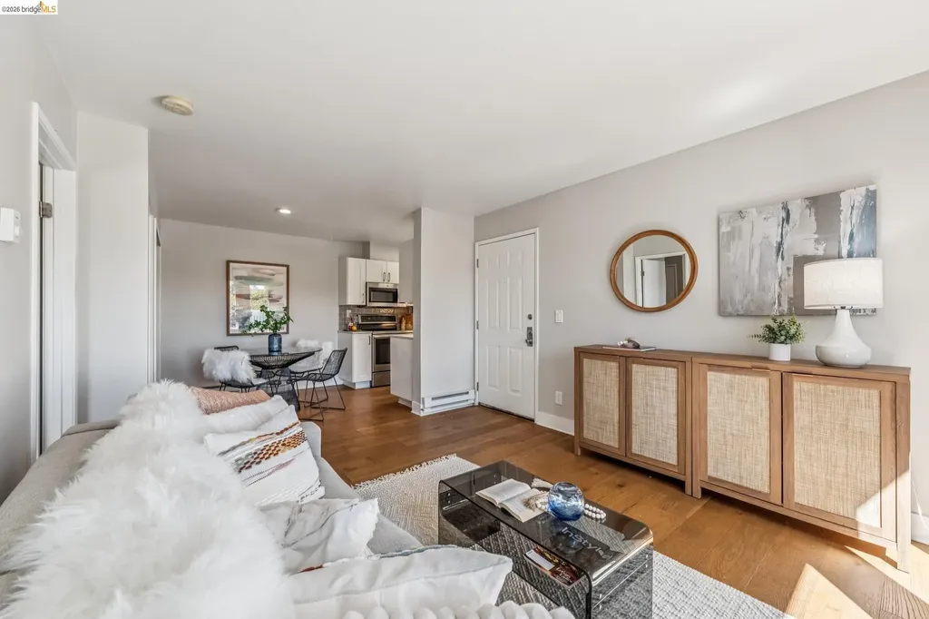24 Bayside Court Richmond CA 94804