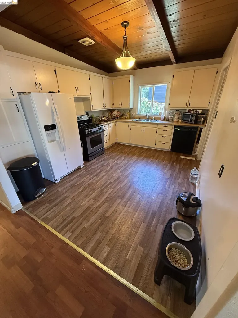 1050 Sierra Avenue Martinez CA 94553