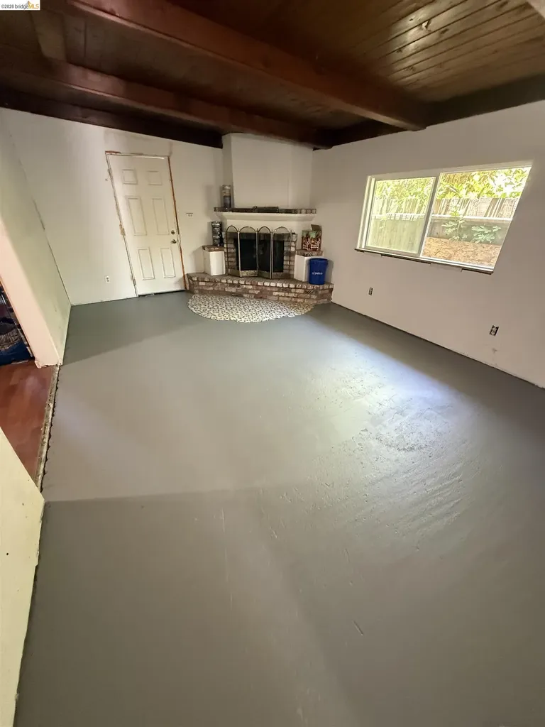 1050 Sierra Avenue Martinez CA 94553