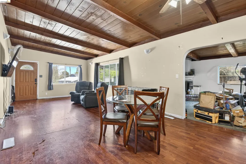 1050 Sierra Avenue Martinez CA 94553