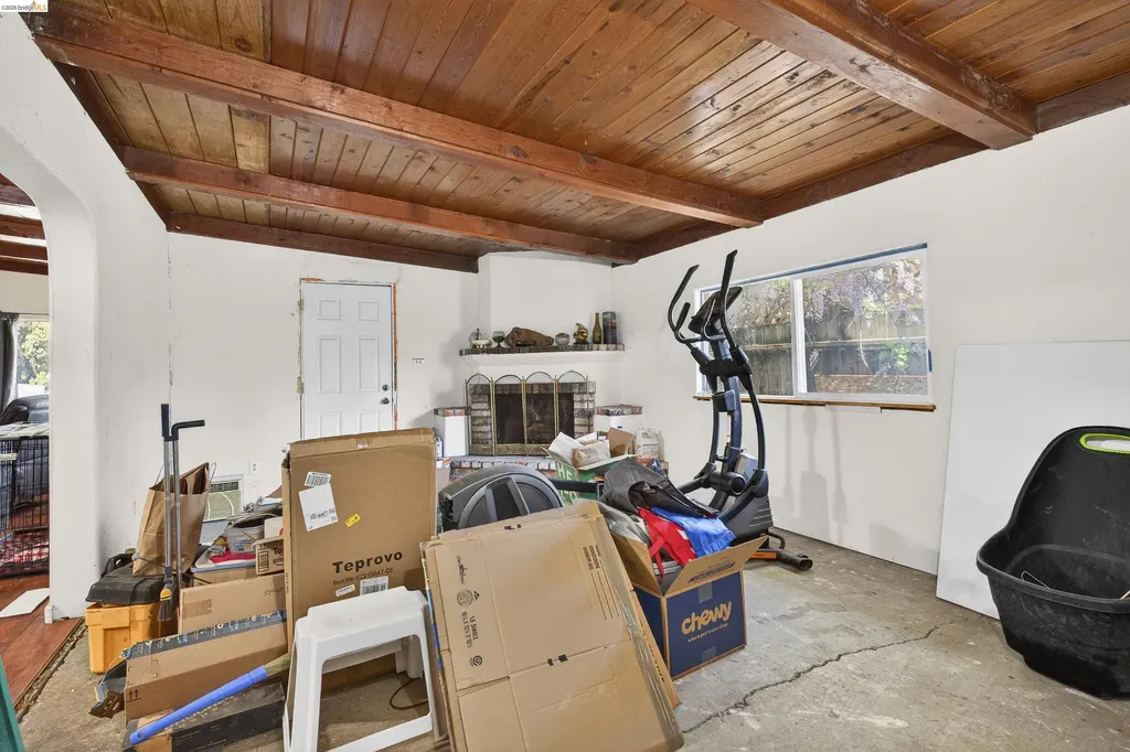 1050 Sierra Avenue Martinez CA 94553