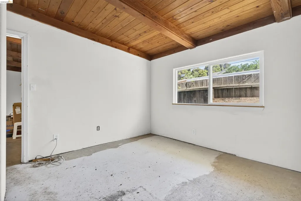 1050 Sierra Avenue Martinez CA 94553