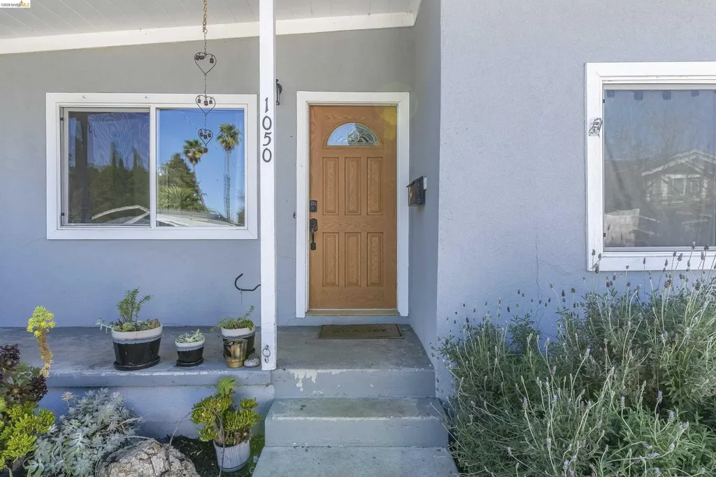 1050 Sierra Avenue Martinez CA 94553