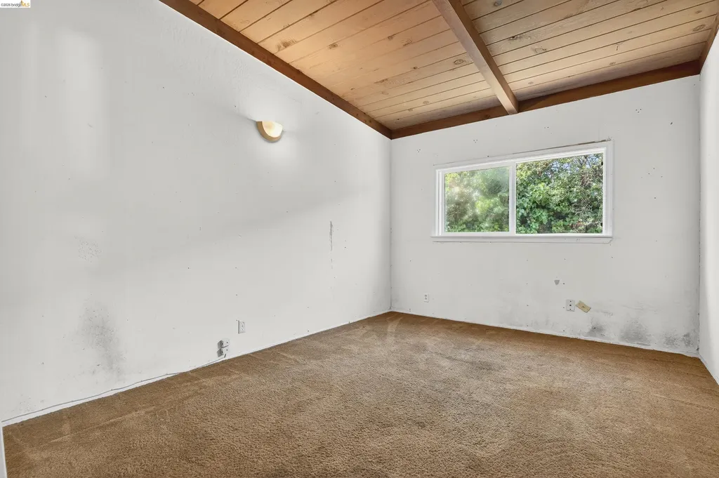 1050 Sierra Avenue Martinez CA 94553
