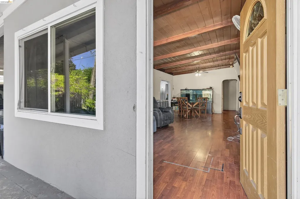 1050 Sierra Avenue Martinez CA 94553
