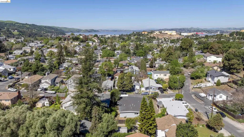1050 Sierra Avenue Martinez CA 94553