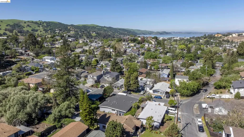 1050 Sierra Avenue Martinez CA 94553