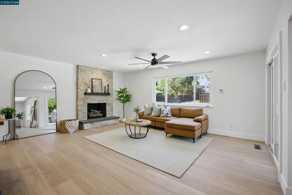 1430 Carpenter Road Oakley CA 94561