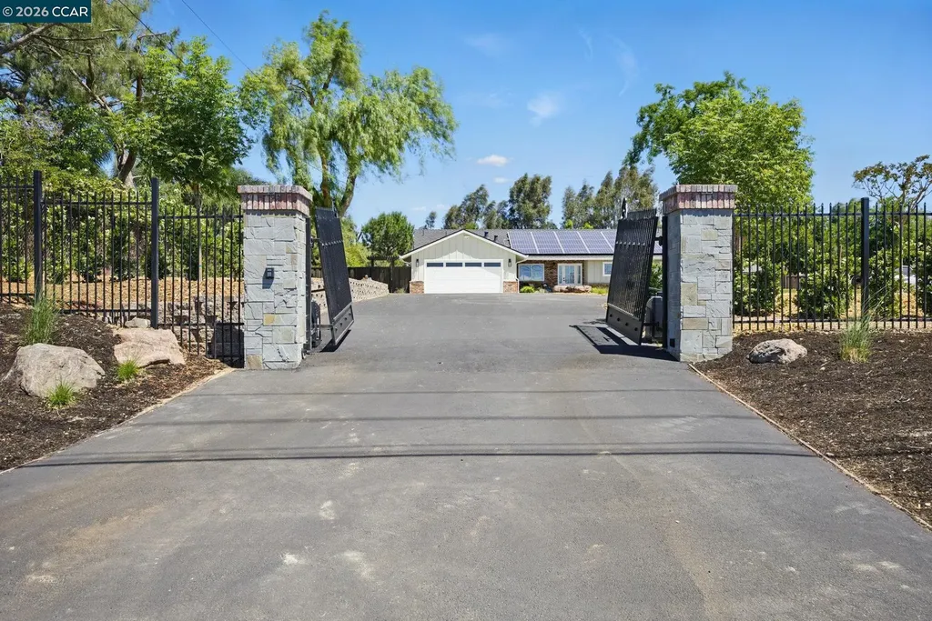 1430 Carpenter Road Oakley CA 94561