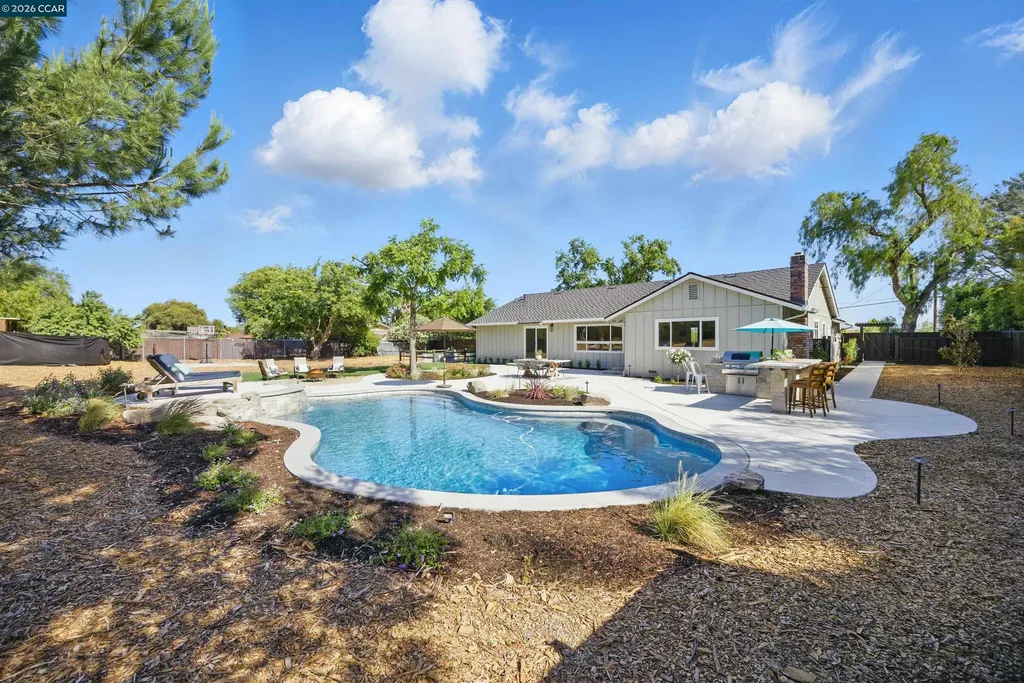 1430 Carpenter Road Oakley CA 94561