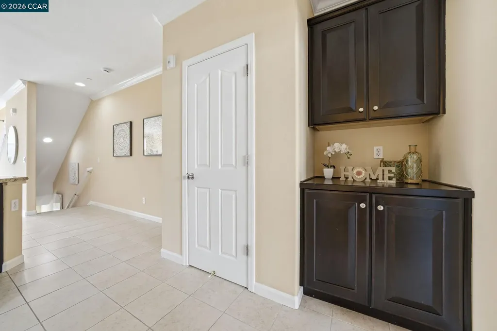 252 Sullivan Way Hayward CA 94541
