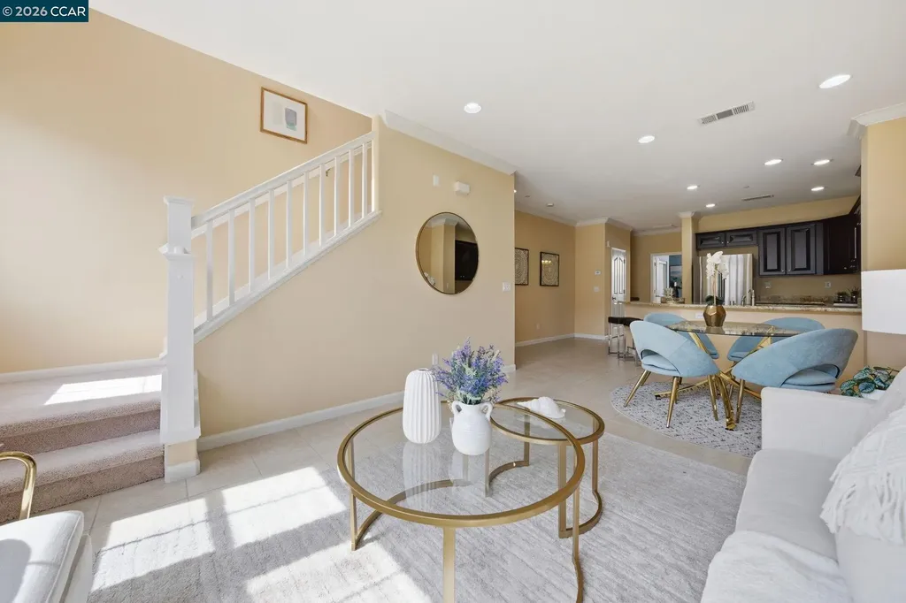 252 Sullivan Way Hayward CA 94541