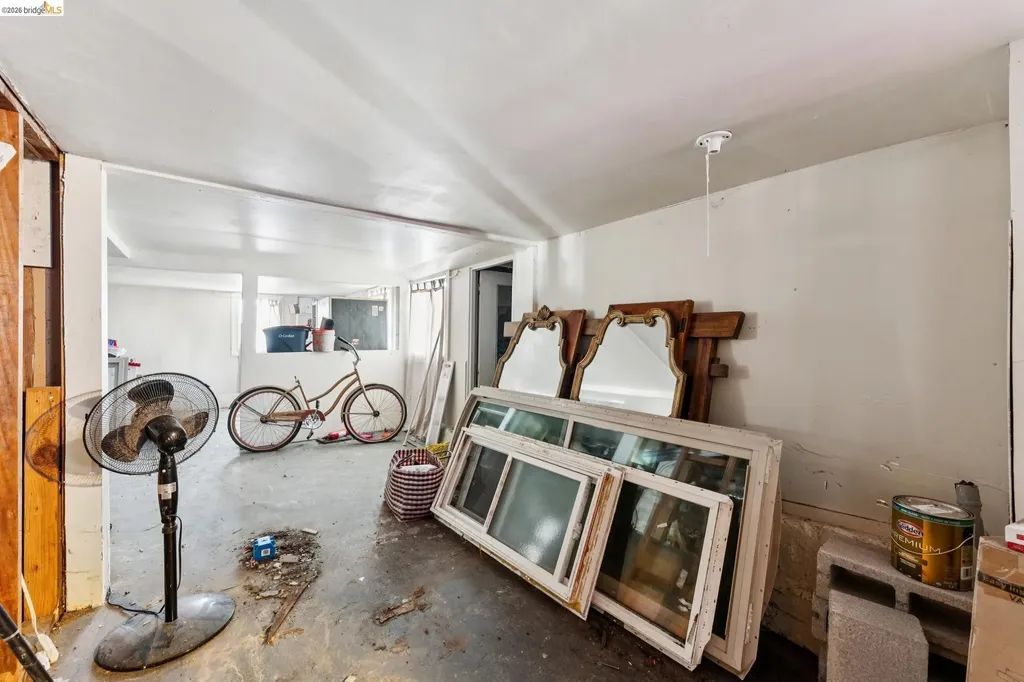 3558 Maple Avenue Oakland CA 94602