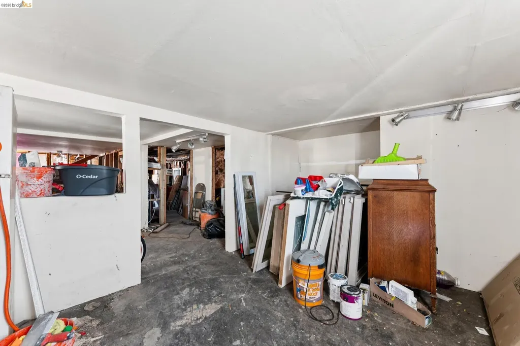 3558 Maple Avenue Oakland CA 94602