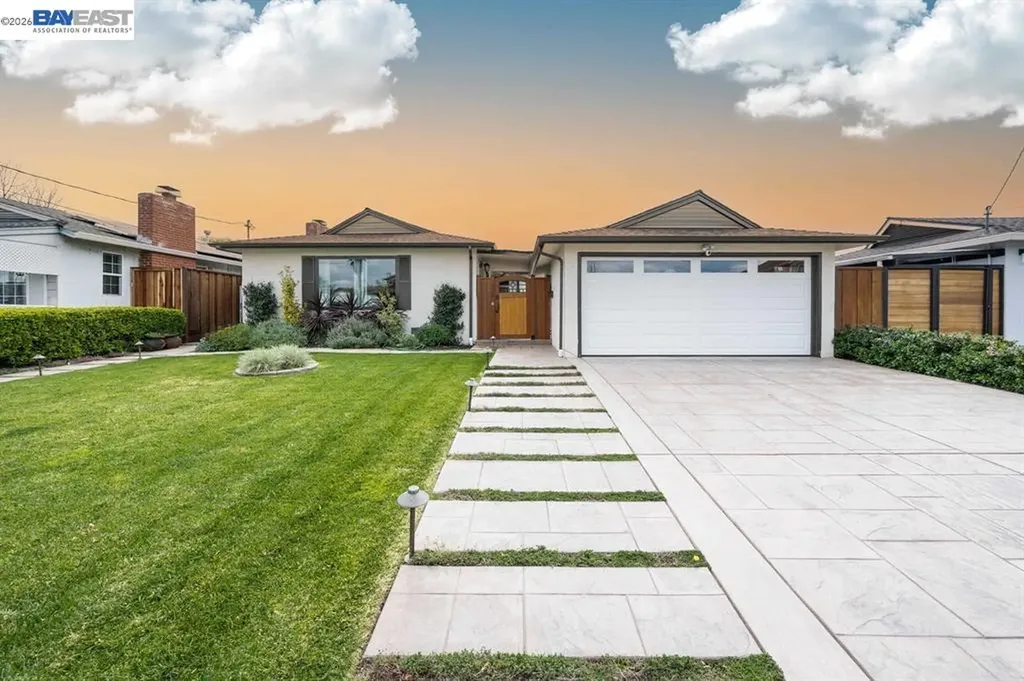 1338 Thais Lane Hayward CA 94544