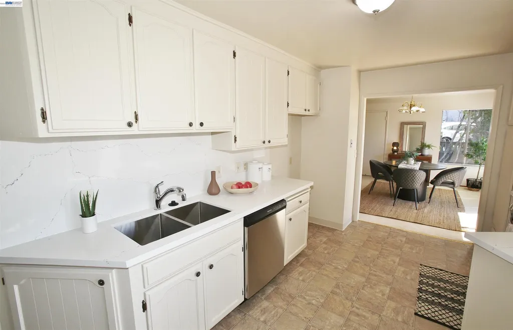 2728 Sheffield Place Castro Valley CA 94546