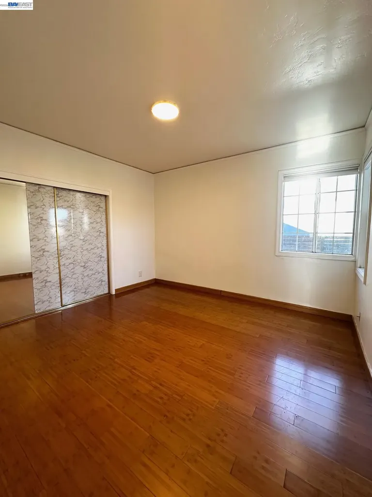 350 Cherrywood Avenue San Leandro CA 94577