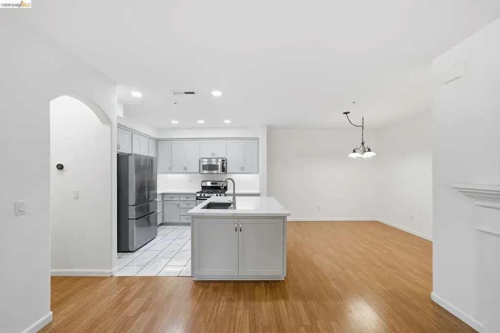 4132 Clarinbridge Circle Dublin CA 94568
