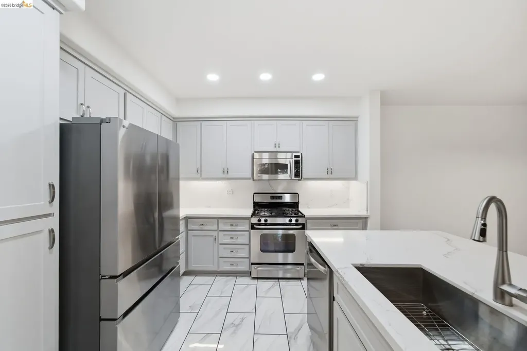 4132 Clarinbridge Circle Dublin CA 94568
