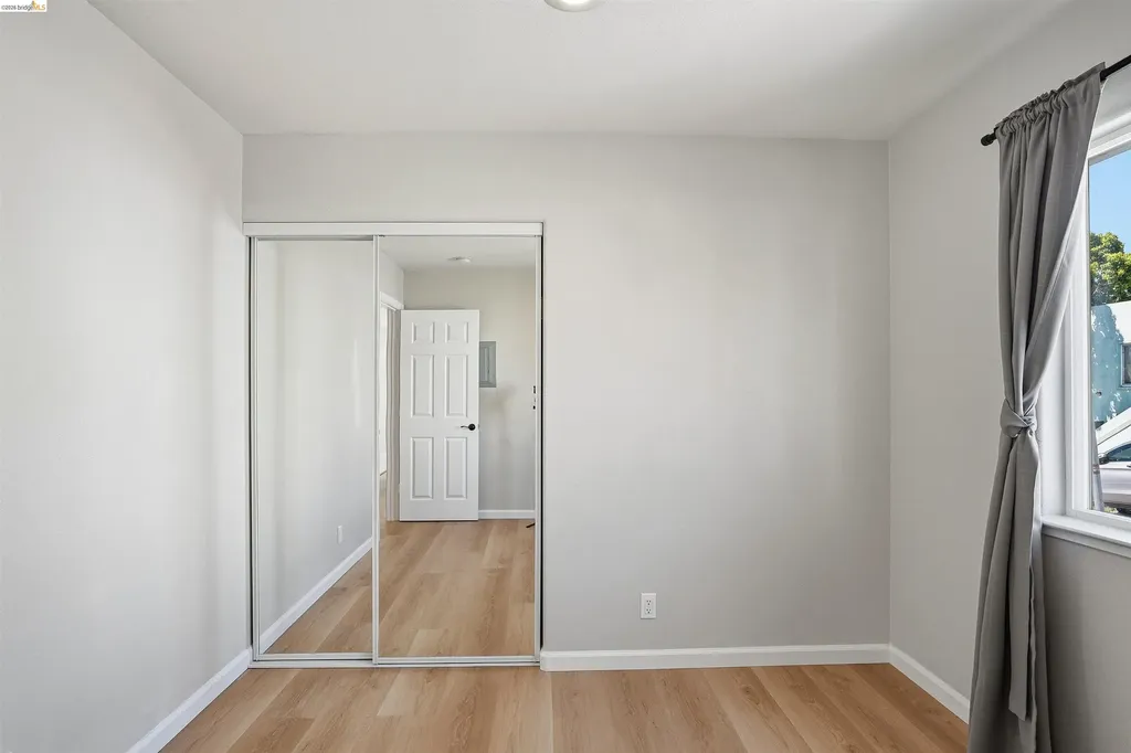 3012 Minna Avenue Oakland CA 94619