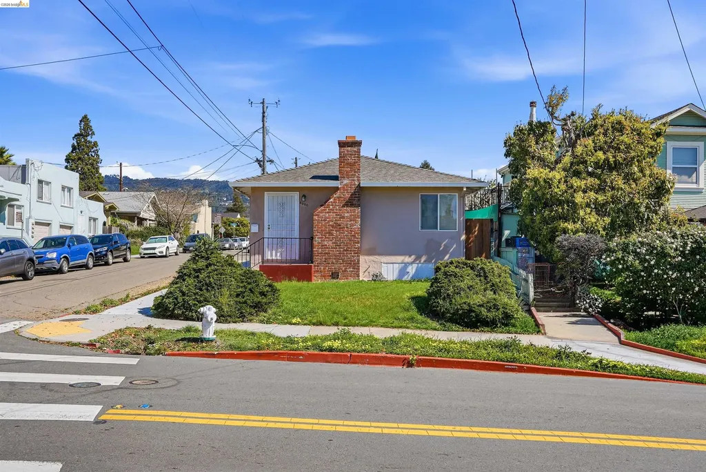 3012 Minna Avenue Oakland CA 94619