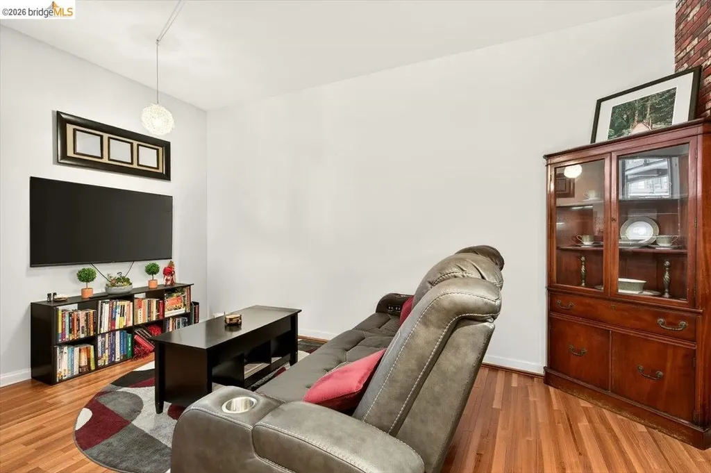 1007 41st Street Emeryville CA 94608