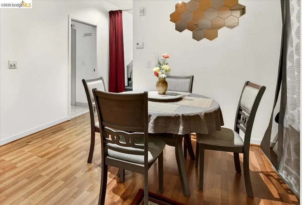 1007 41st Street Emeryville CA 94608