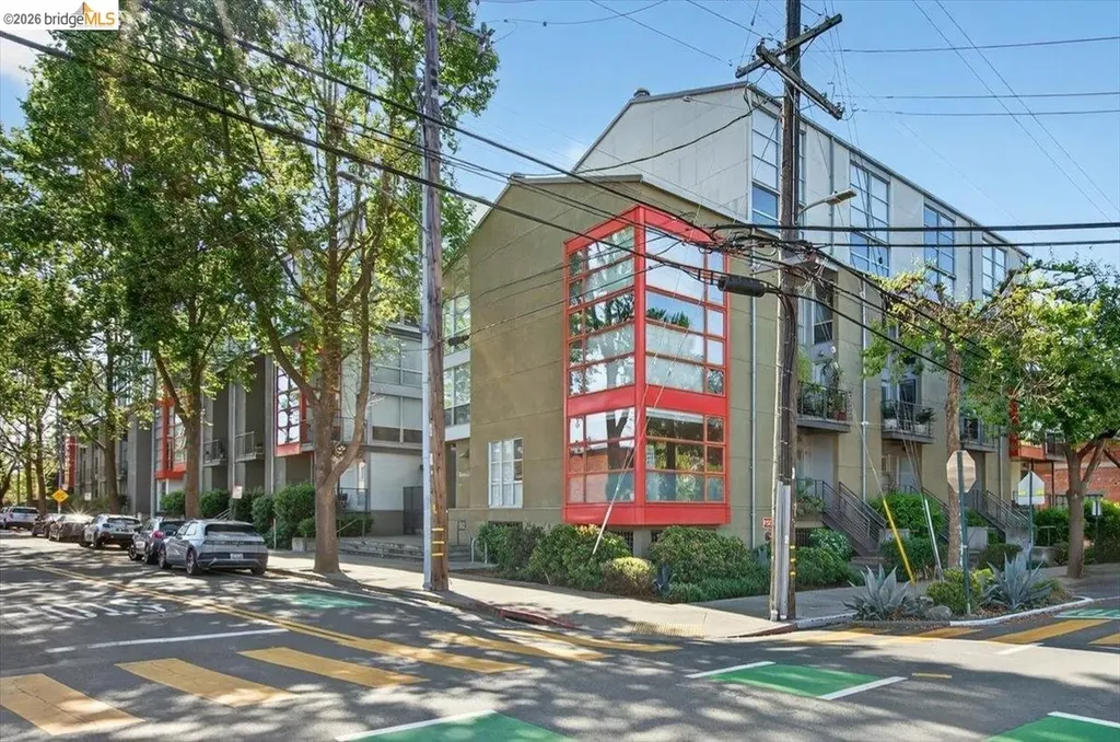 1007 41st Street Emeryville CA 94608
