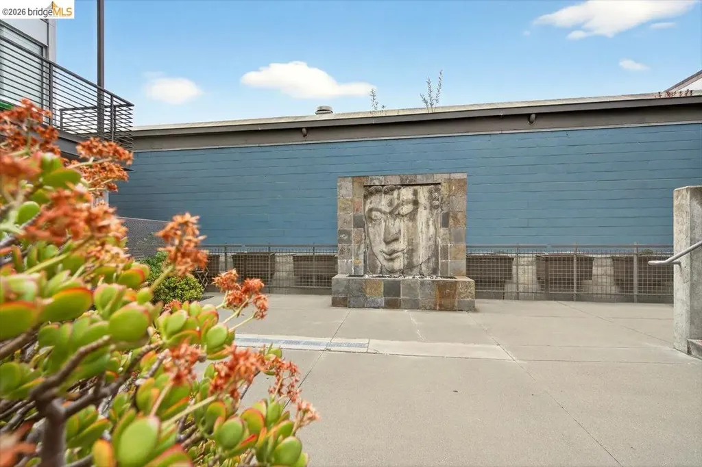 1007 41st Street Emeryville CA 94608