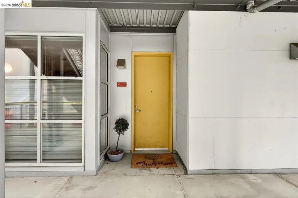 1007 41st Street Emeryville CA 94608