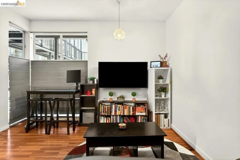 1007 41st Street Emeryville CA 94608