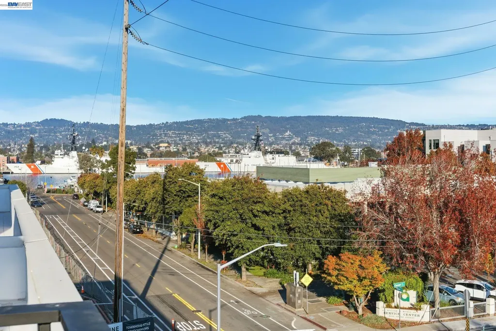 1921 Grand Street Alameda CA 94501