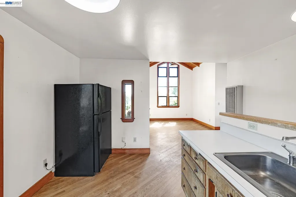 3261 Wyman Street Oakland CA 94619