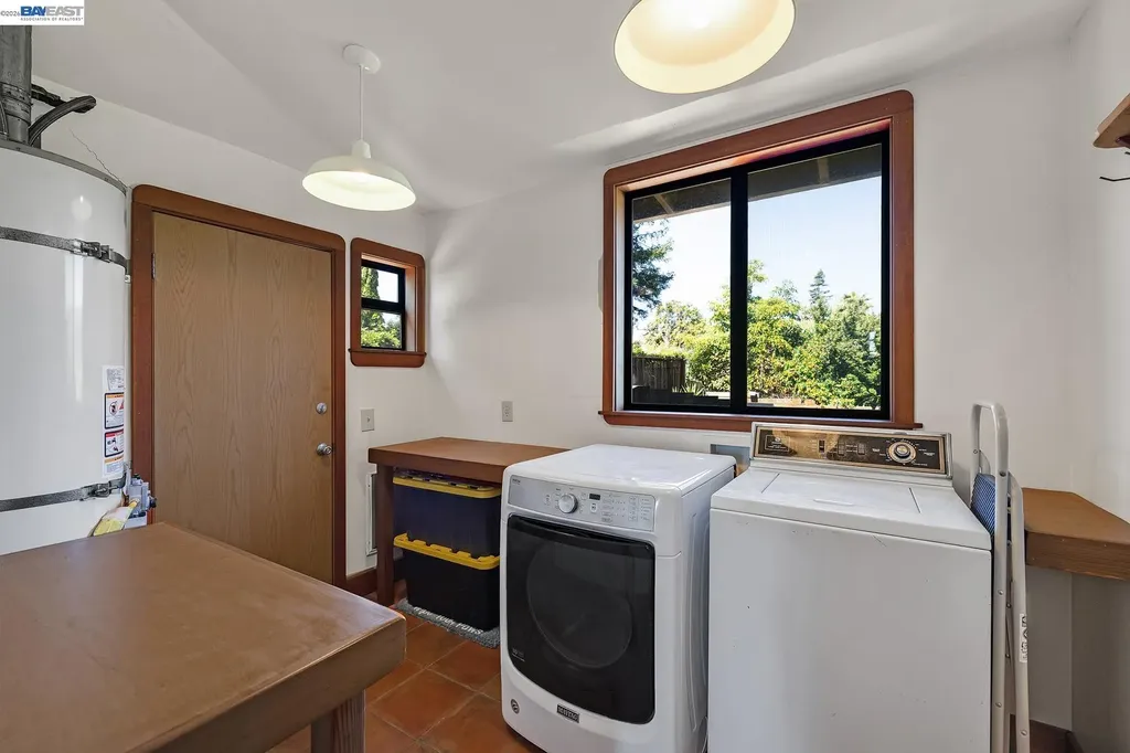 3261 Wyman Street Oakland CA 94619