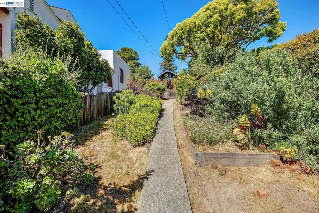 3261 Wyman Street Oakland CA 94619