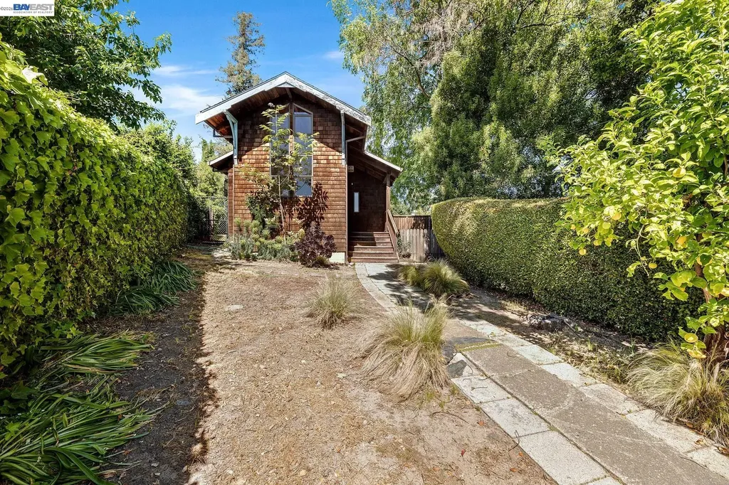 3261 Wyman Street Oakland CA 94619