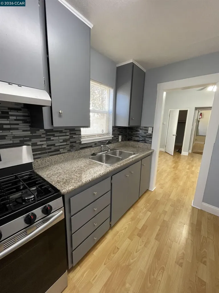 1705 Linden Street Oakland CA 94607