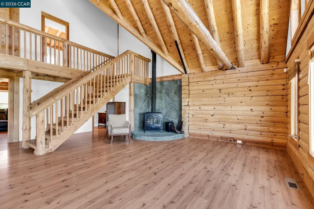 530 Leon Way Clayton CA 94517