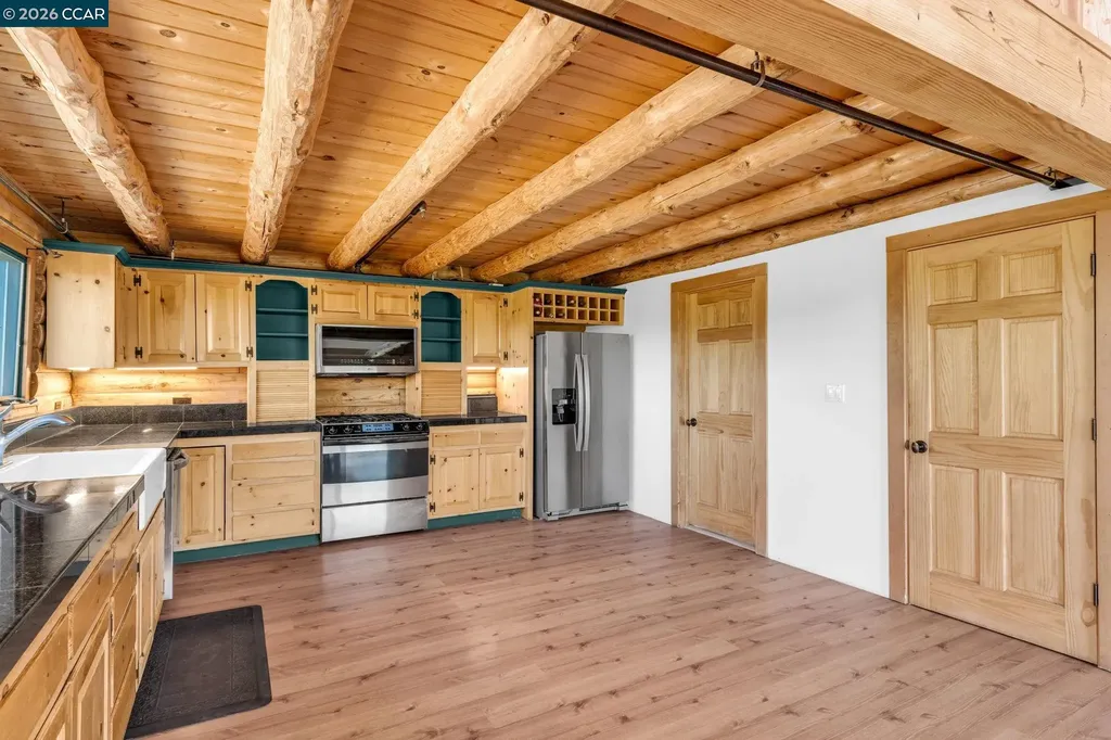 530 Leon Way Clayton CA 94517