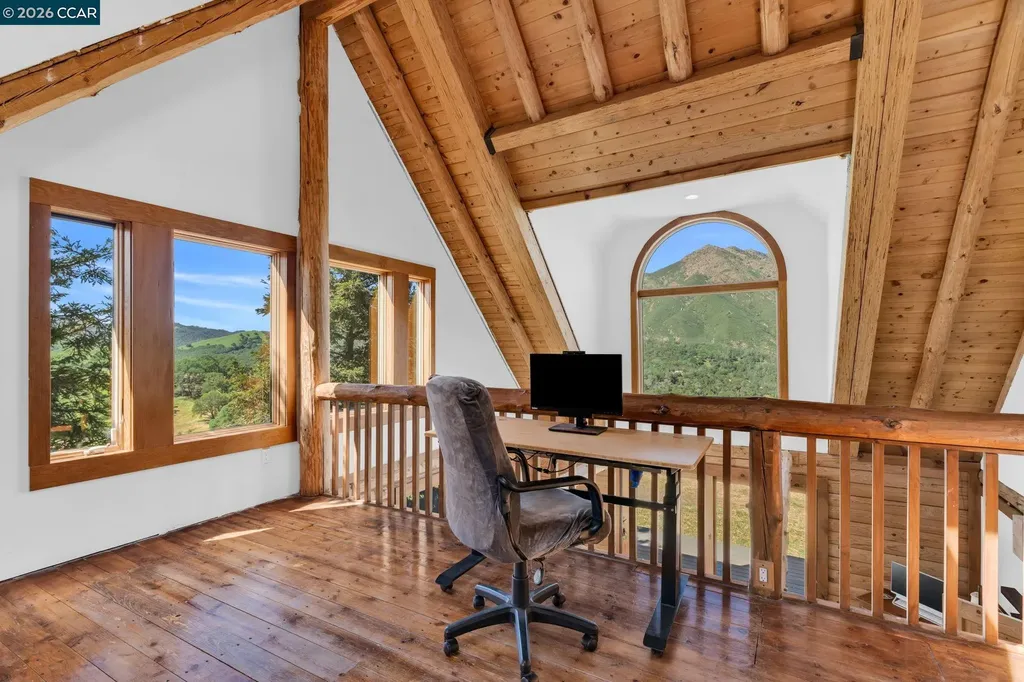 530 Leon Way Clayton CA 94517