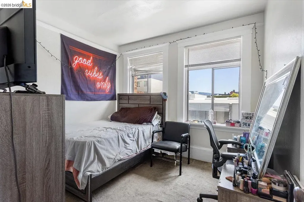 498 25th Street Oakland CA 94612