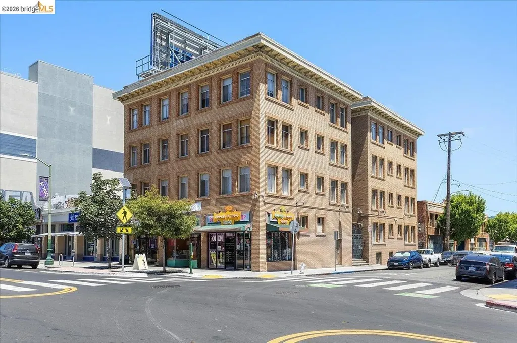 498 25th Street Oakland CA 94612