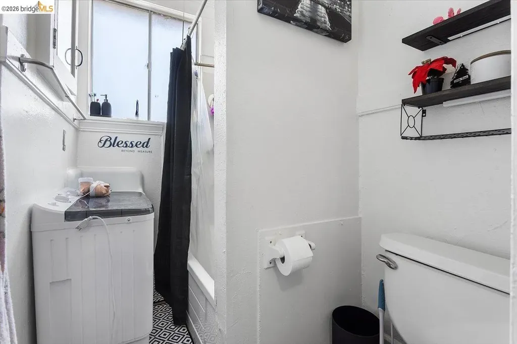 498 25th Street Oakland CA 94612