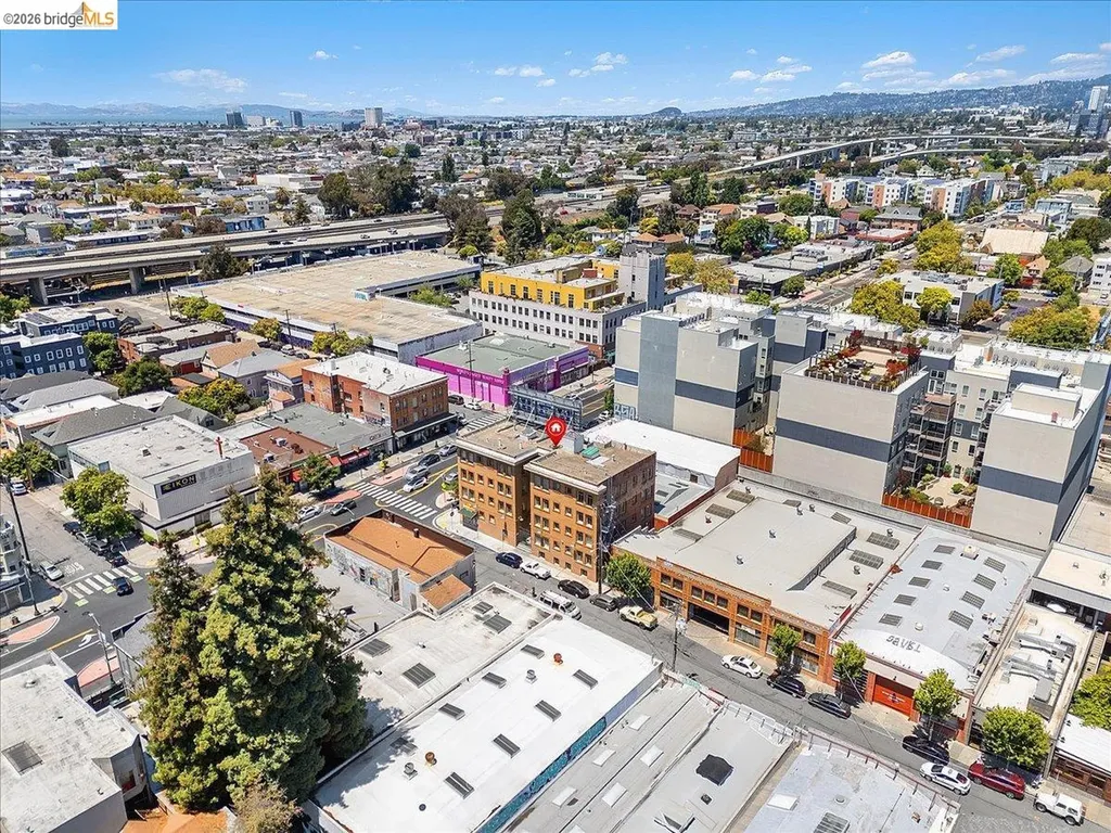 498 25th Street Oakland CA 94612