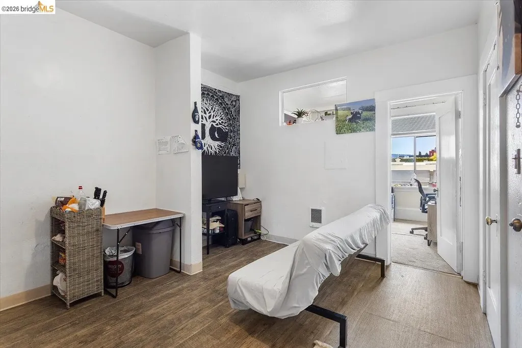 498 25th Street Oakland CA 94612