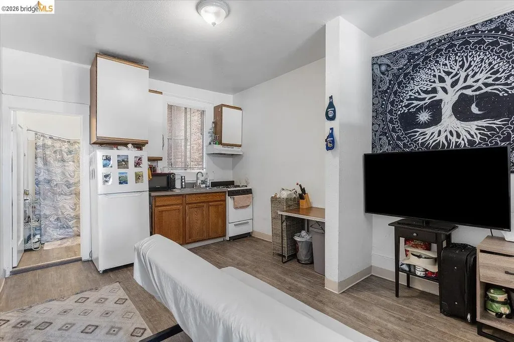 498 25th Street Oakland CA 94612