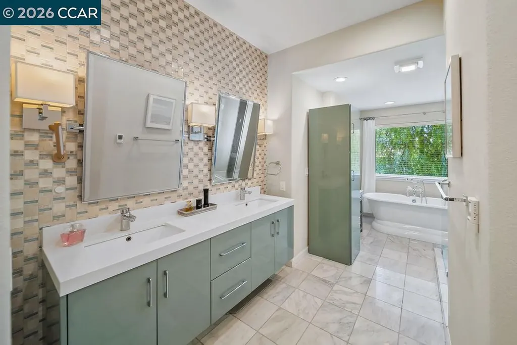 172 Rudgear Drive Walnut Creek CA 94596