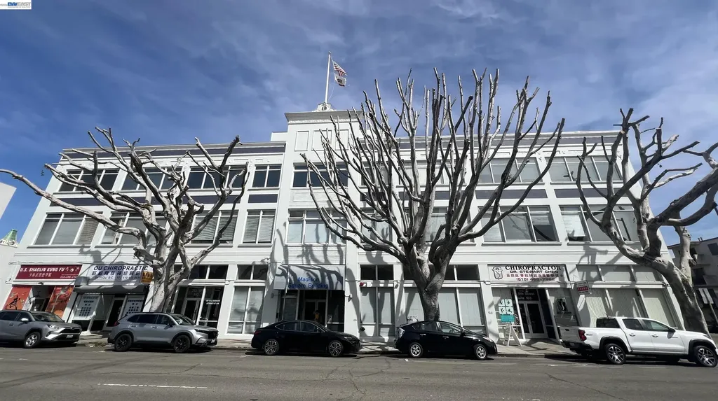 212 9th Street Unit #301 Oakland CA 94607